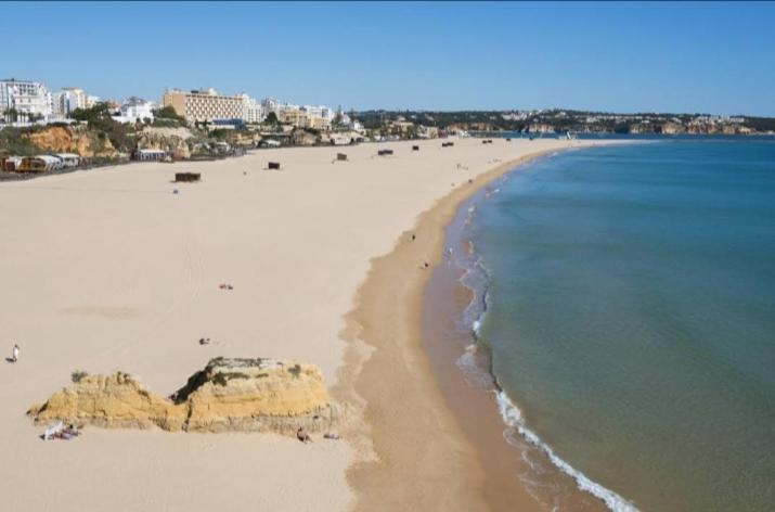 Praia Da Rocha By Ricardo Portimão Buitenkant foto