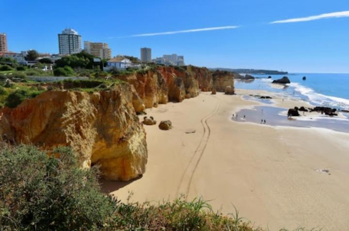 Praia Da Rocha By Ricardo Portimão Buitenkant foto